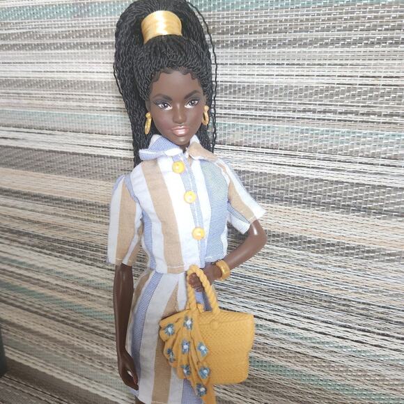 Custom aa barbie model muse styled in modern fashion - Picture 1 of 10